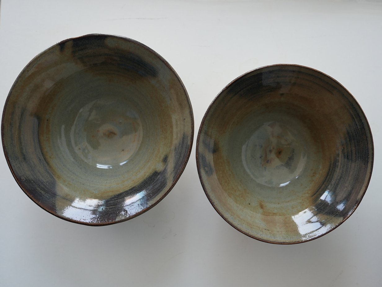 Pair of Nesting Bowls - Image 2