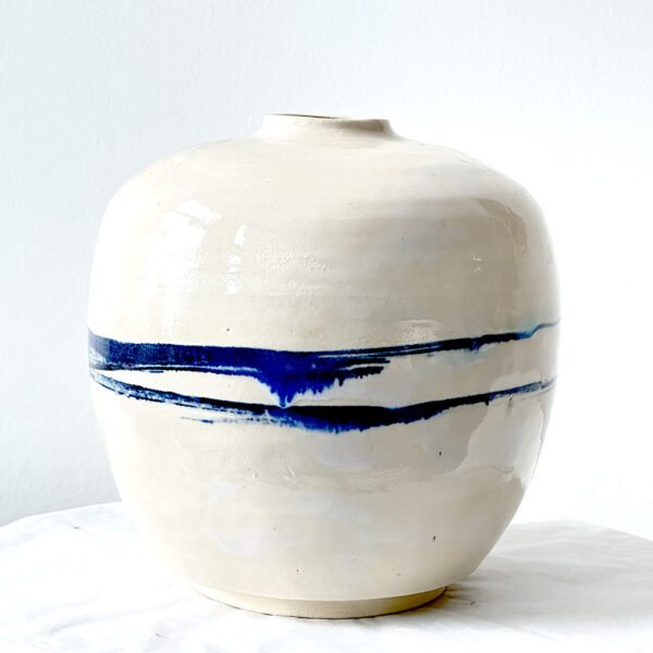 Bulbous Wave Vase