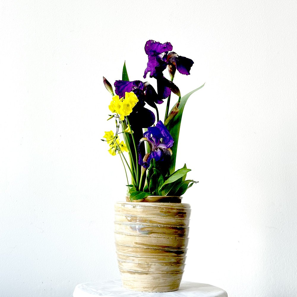 Large "Spiral" Vase - Image 3